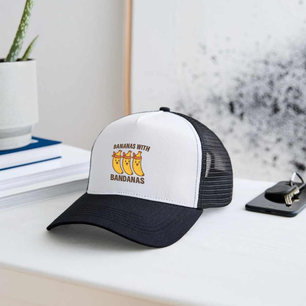 Trucker Cap „ Bananas with Bandanas" - Weiß/Schwarz